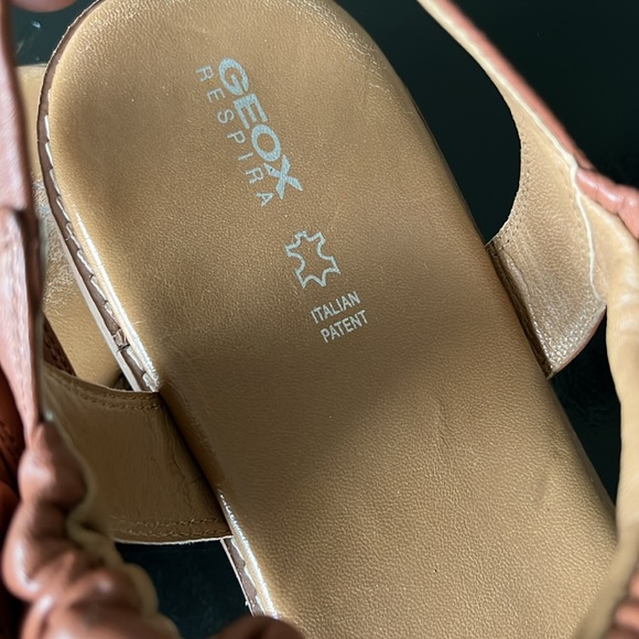 EUC Geox sandal with stretch straps originally from Nordstrom size 41 or 10 - Picture 7 of 7